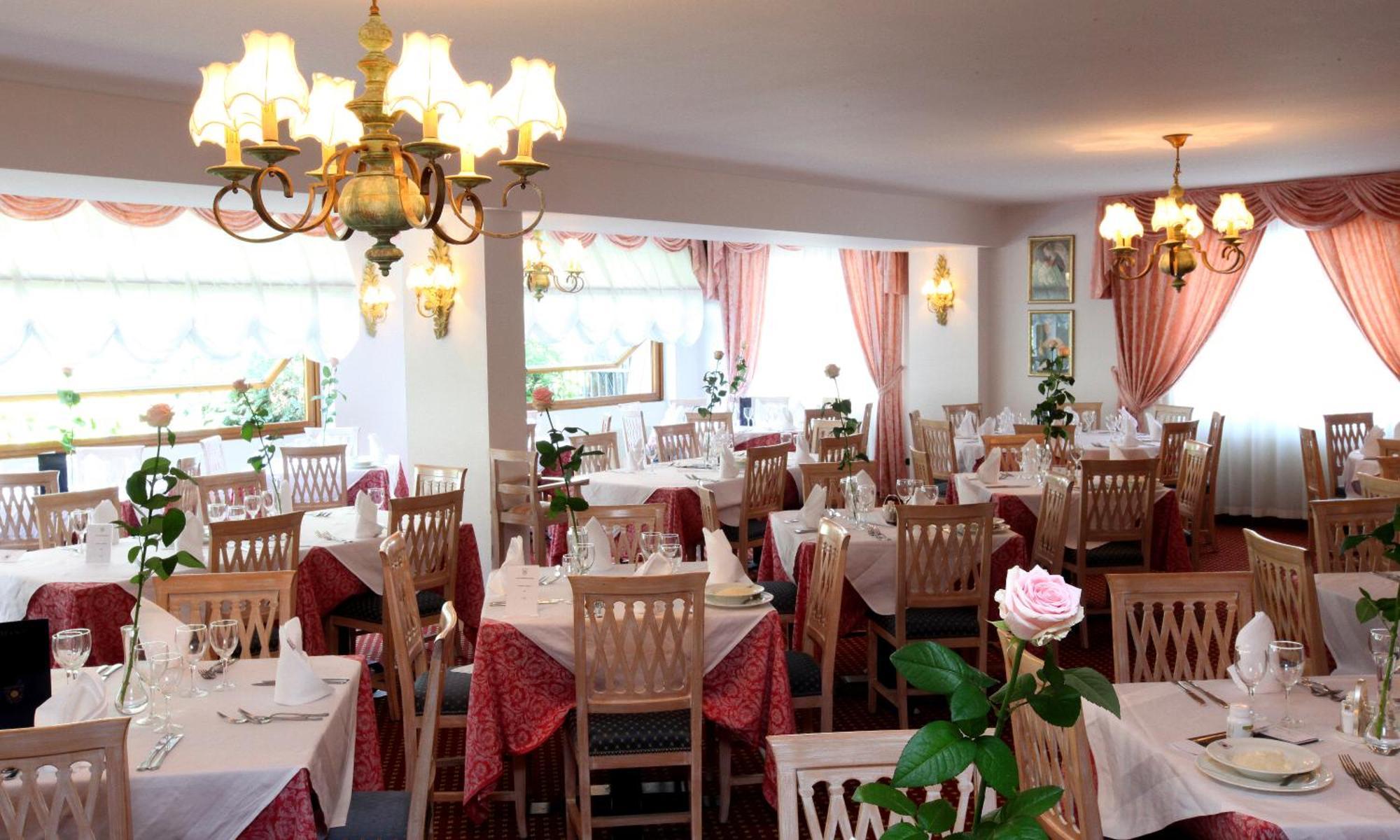 Olympic Palace Hotel 4*