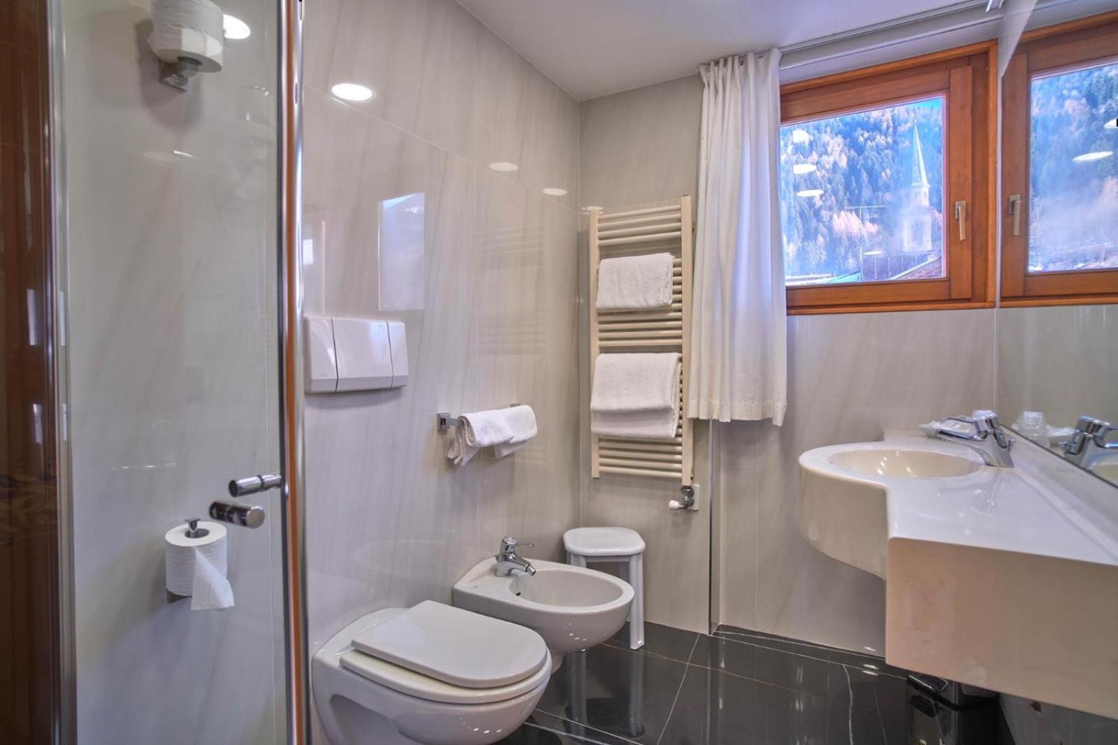 Olympic Palace Hotel 4*