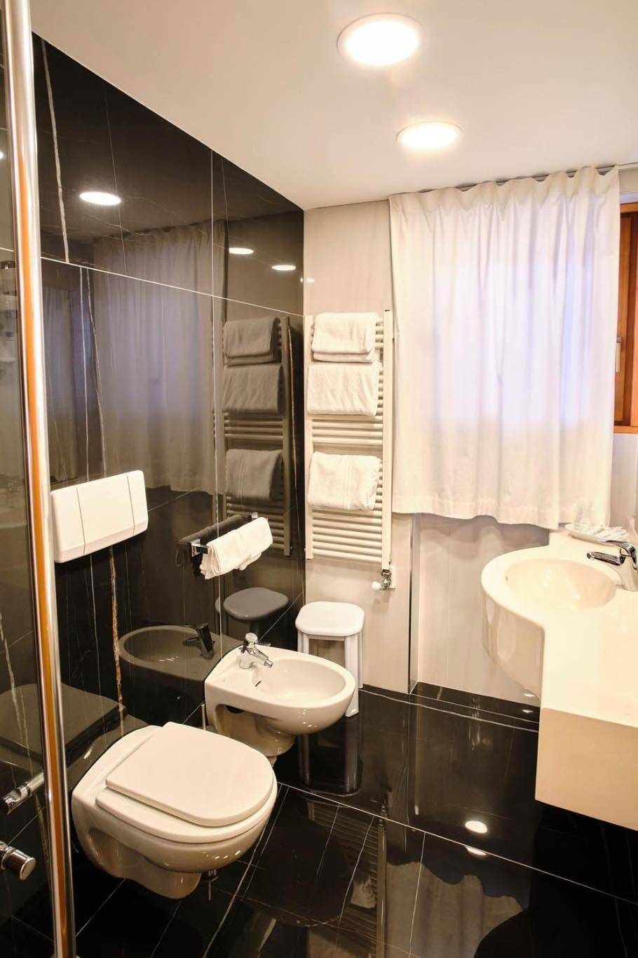Hotel Olympic Palace 4*