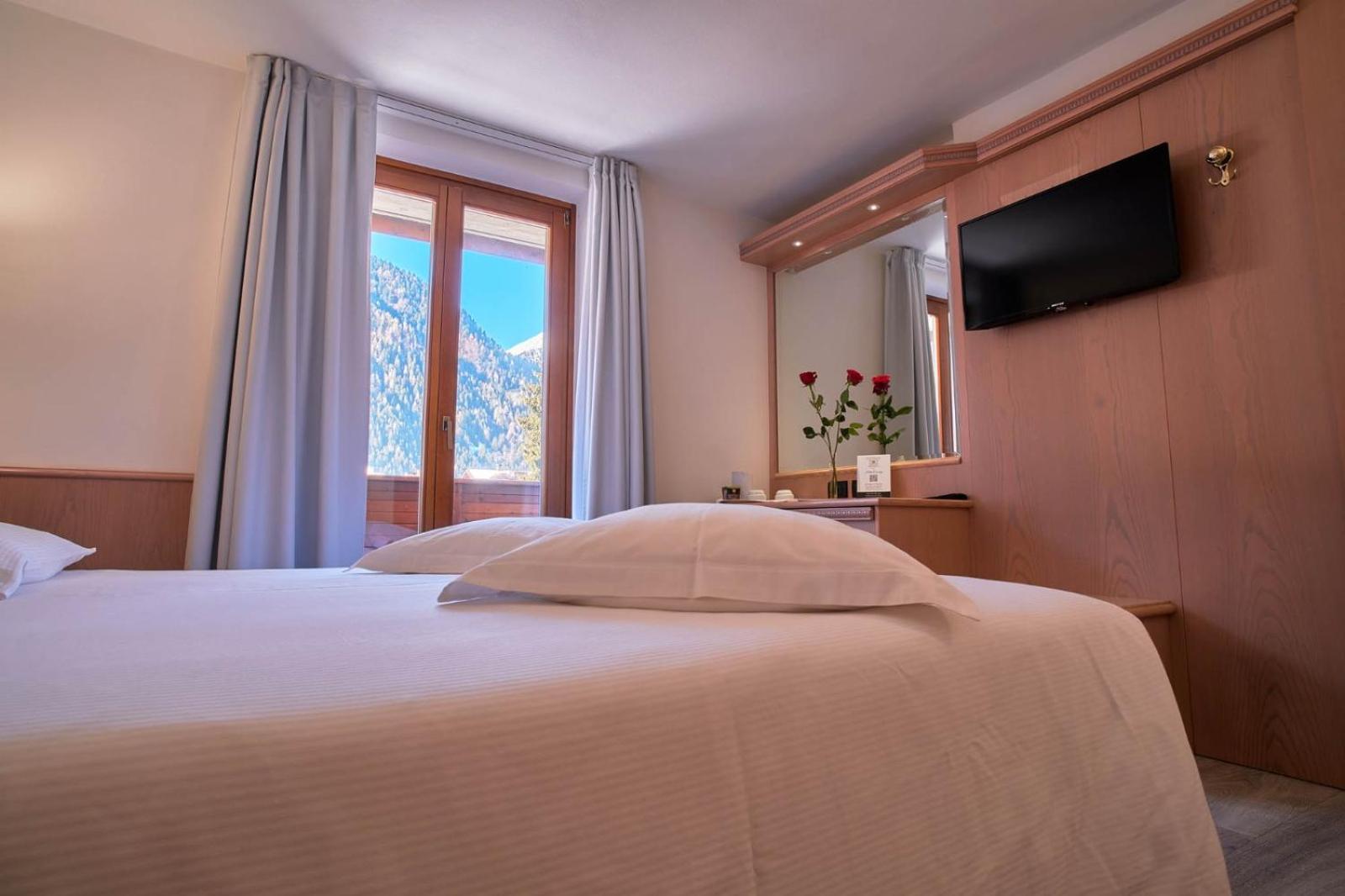 Olympic Palace Hotel 4*