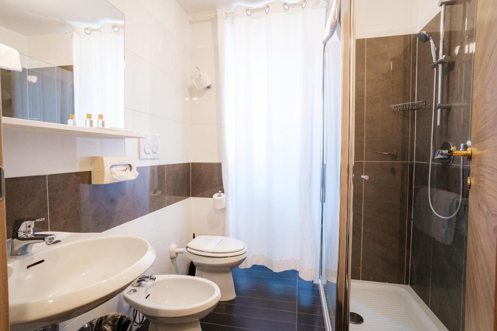 Olympic Palace Hotel 4*