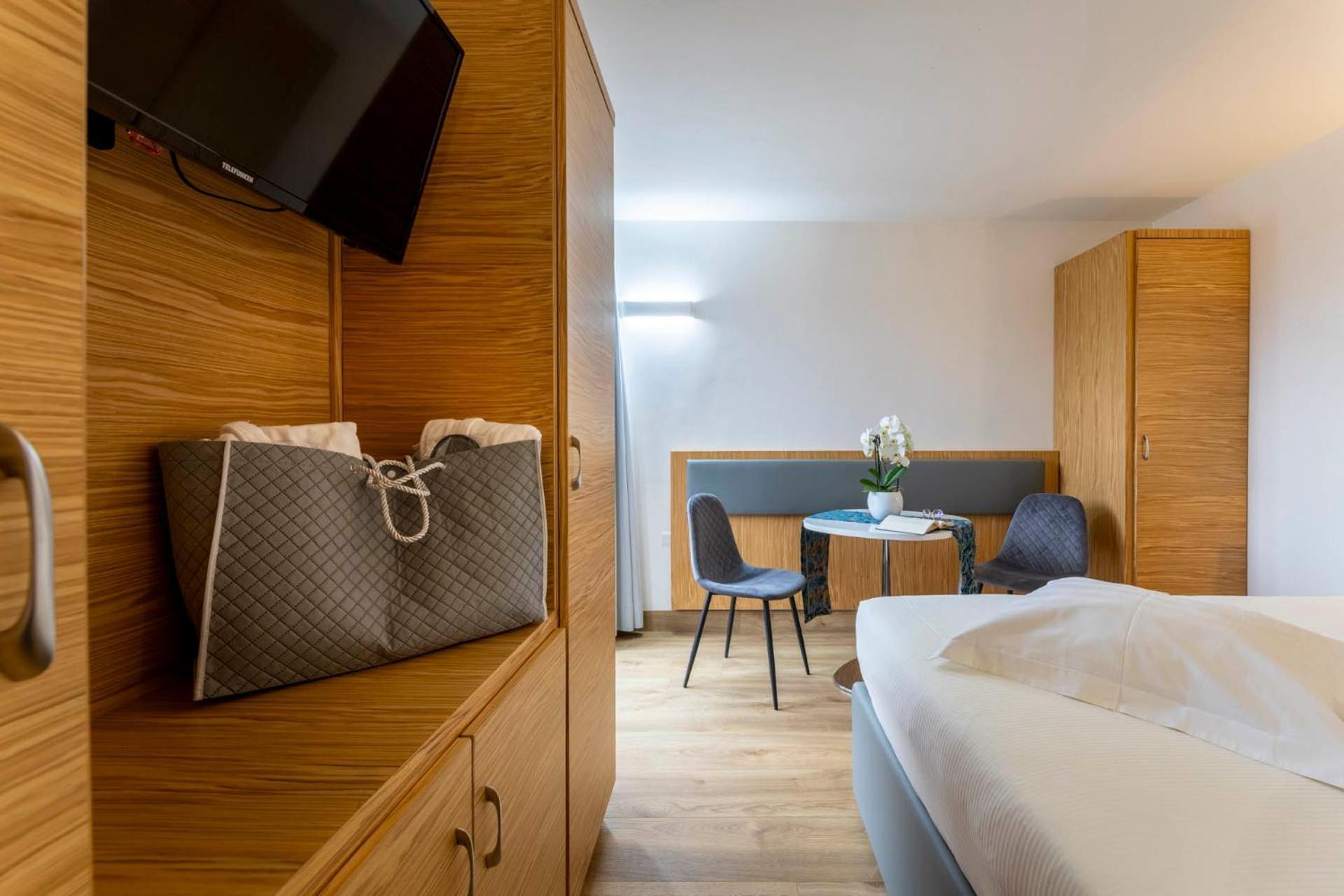 Olympic Palace Hotel 4*
