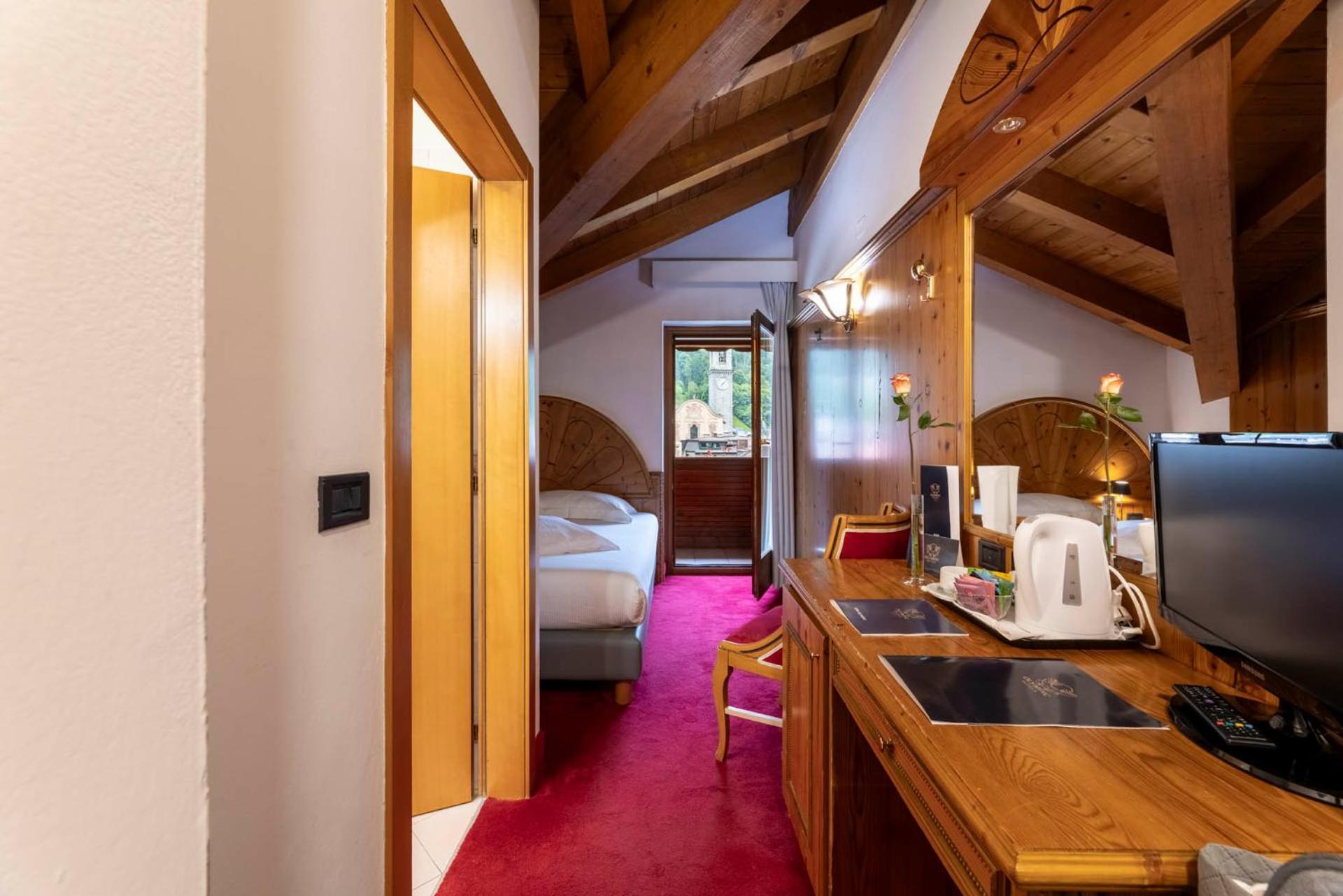 Olympic Palace 4*