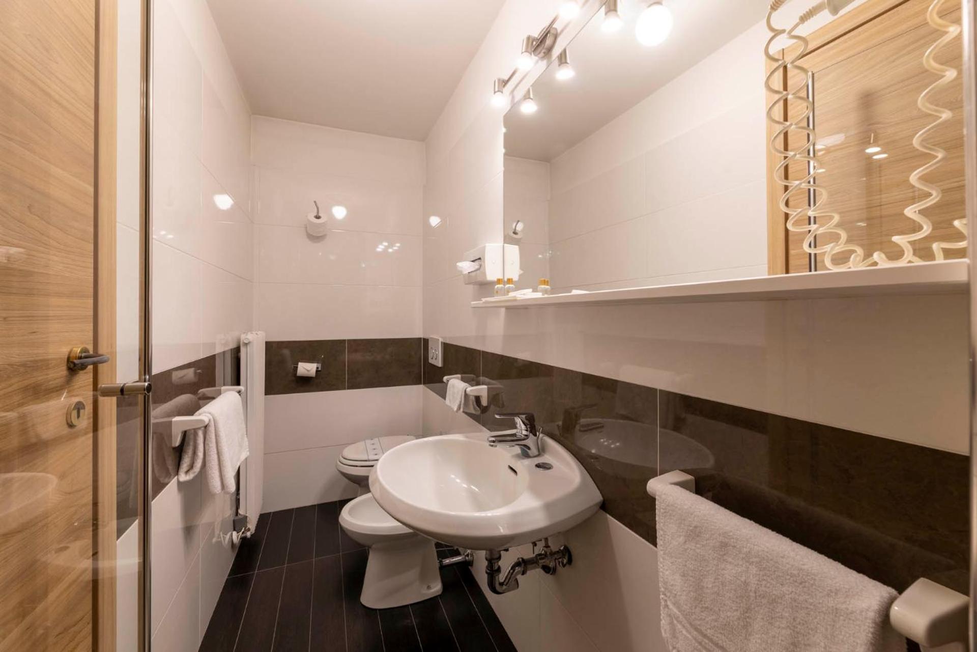 Olympic Palace Hotel 4*