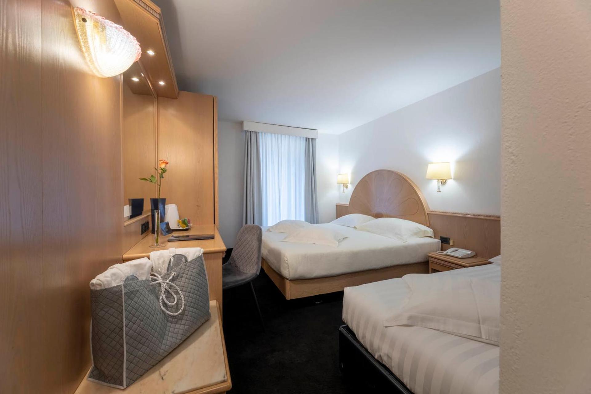 Olympic Palace Hotel 4*
