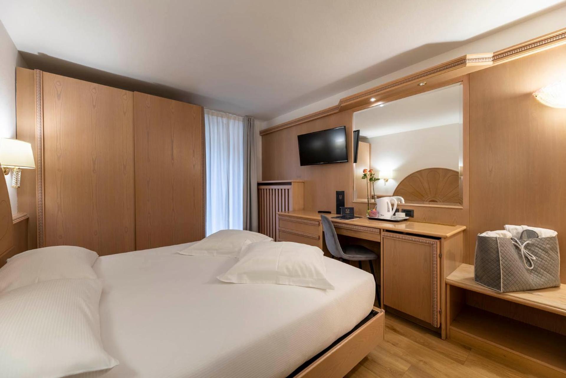 Hotel Olympic Palace 4*